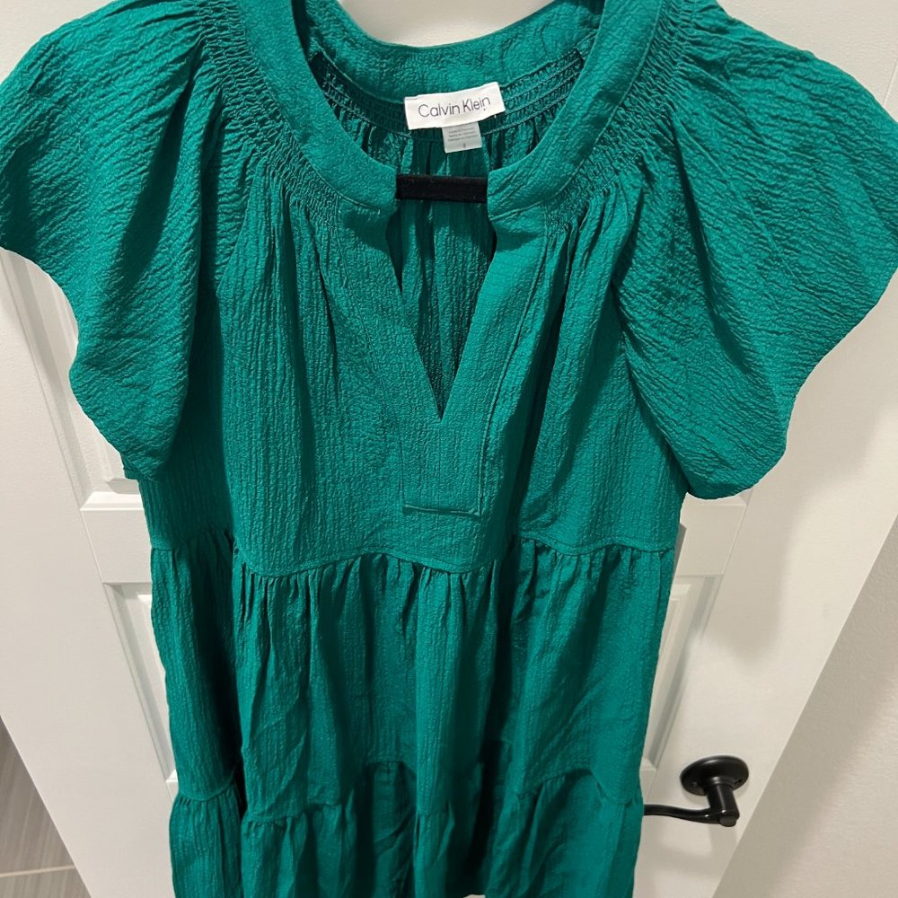 NWT! Flirty Green Calvin Klein Spring Tiered Dress | Green | Size 8